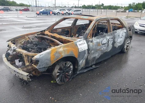 2017 Chrysler 300C z USA, uszkodzony, nr VIN 2C3CCAEGXHH559907